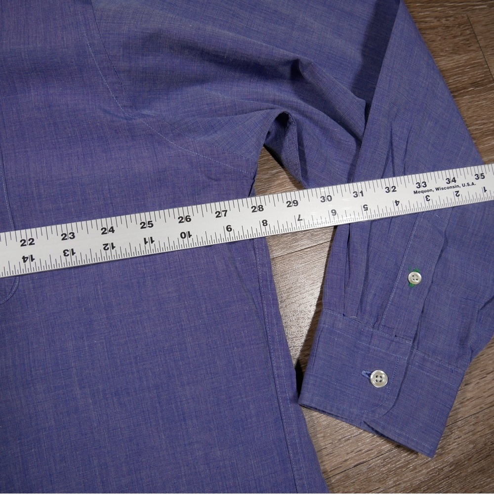 Vintage Tommy Hilfiger Men's Casual Blue Button Down Shirt - Picture 2 of 5
